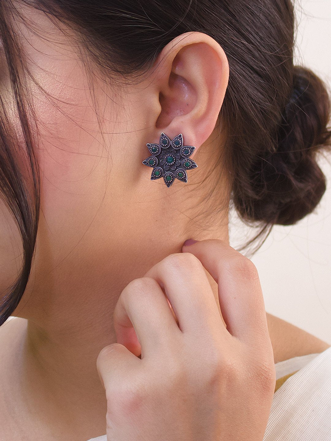 Silver Plated Teardrop Design Green Color Artificial Stone Stud Earring