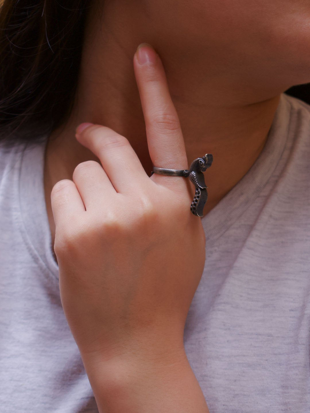 Antique Silver Plated Peacock Design Adjustable Finger Ring