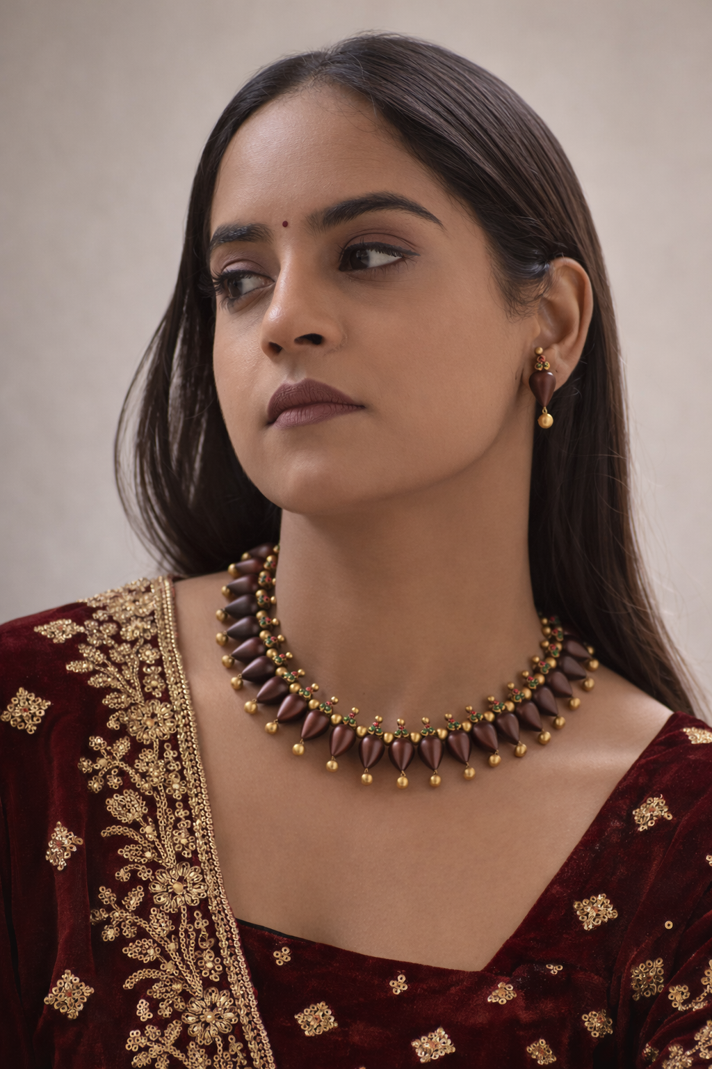 Velora Ember 🤎 — Handmade Chocolate Brown & Antique Gold Terracotta Drop Necklace Set