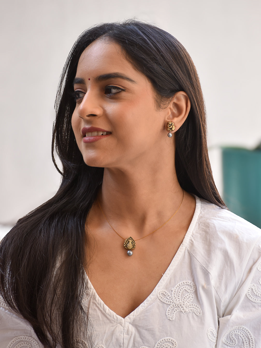 Terracotta Antique Gold Leaf Pendant Necklace with Grey Pearl Drop & Matching Stud Earrings