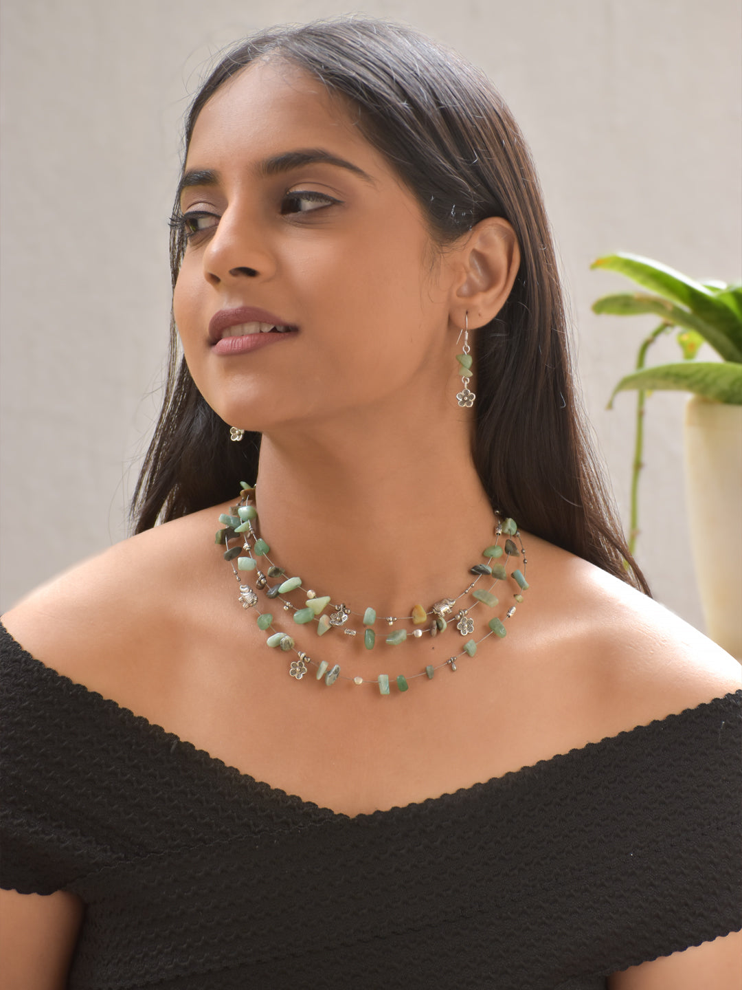 EmeraCharm – Multi-Layer Green Agate Gemstone Necklace Set with German Silver Motifs