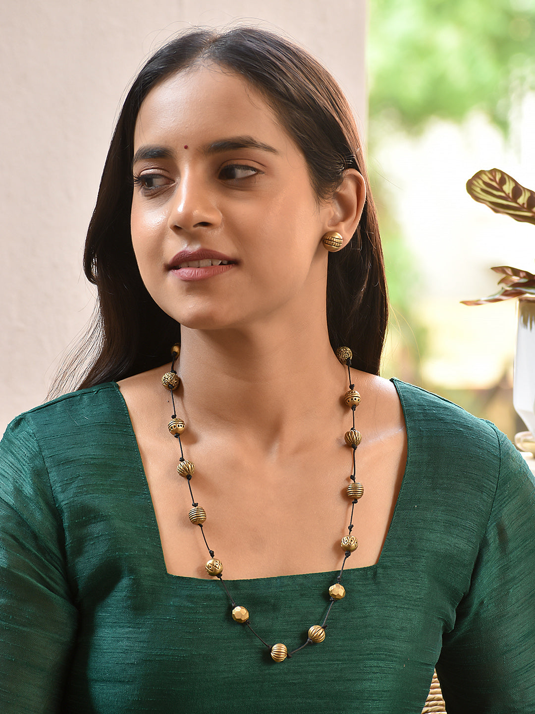 Vritti — Beaded Necklace with Handcrafted Round Accents