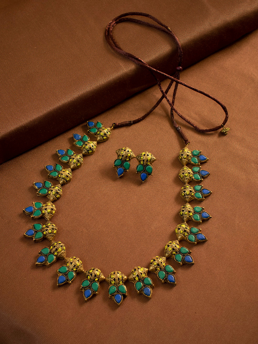Pallavika — Antique Gold Toned Leaf Design Blue And Green Color Terracotta Choker Necklace Set