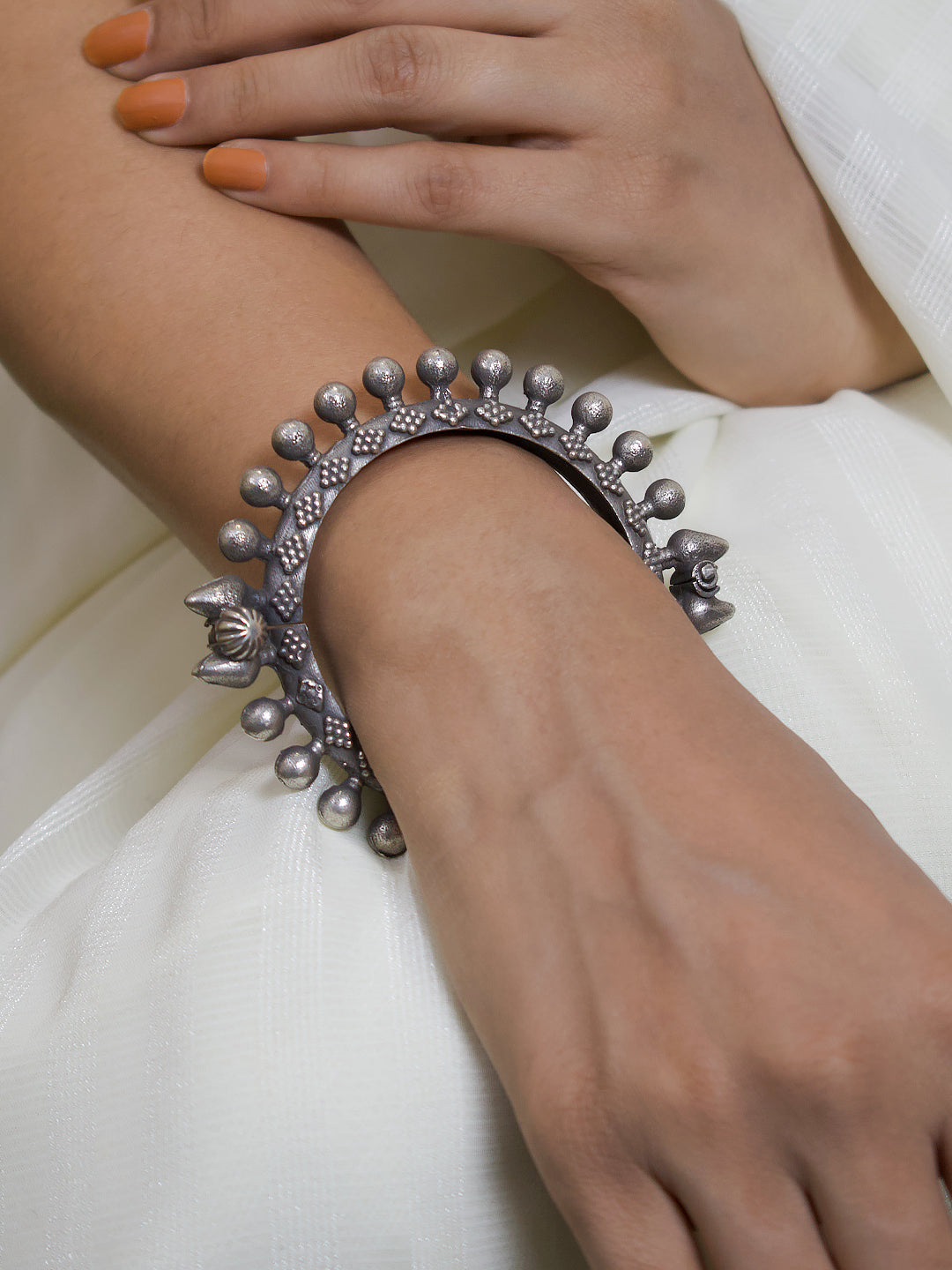 Ball Design German Silver Kada