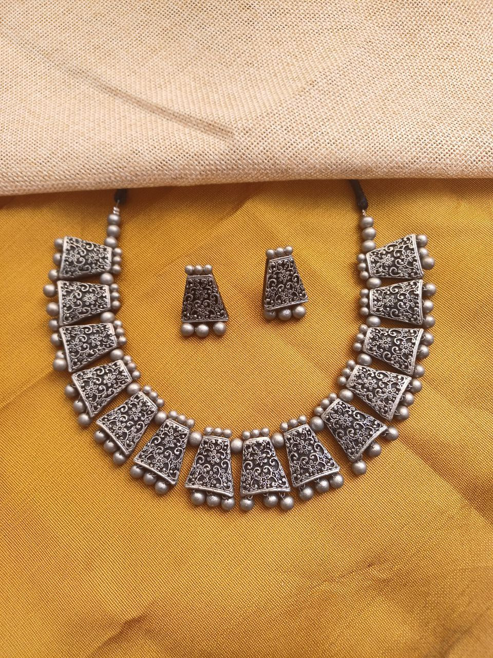 Terracotta Silver-Finish Floral Panel Necklace Set with Bead Drops