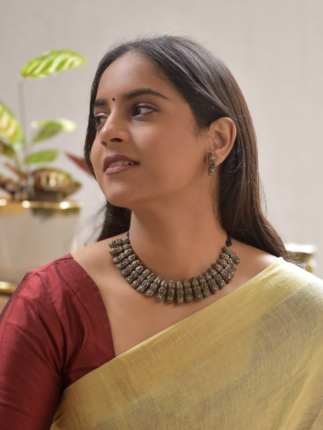 Terracotta Antique Floral Engraved Necklace with Matching Earrings