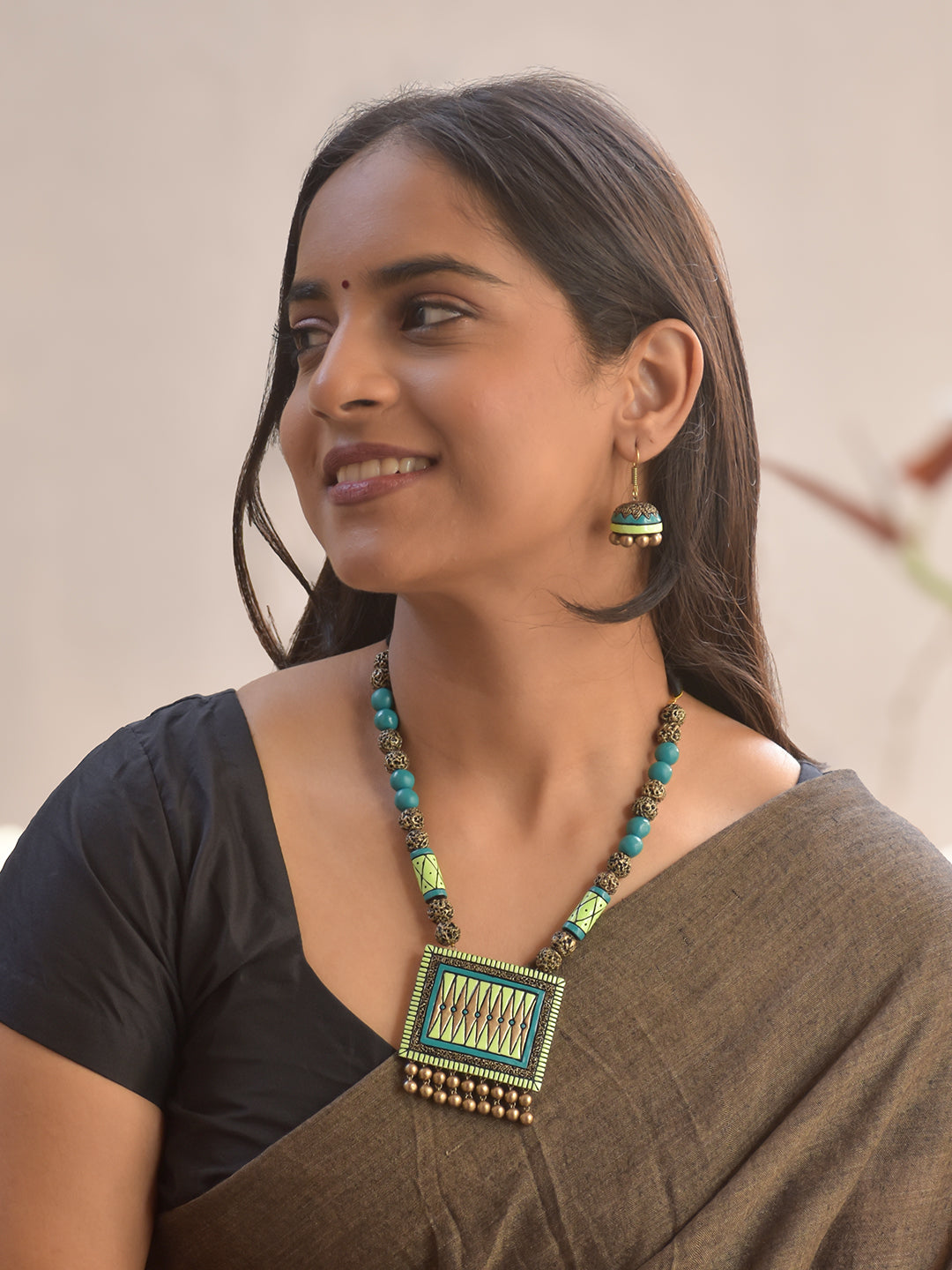 Terracotta Green Rectangular Pendant Beaded Necklace with Earrings