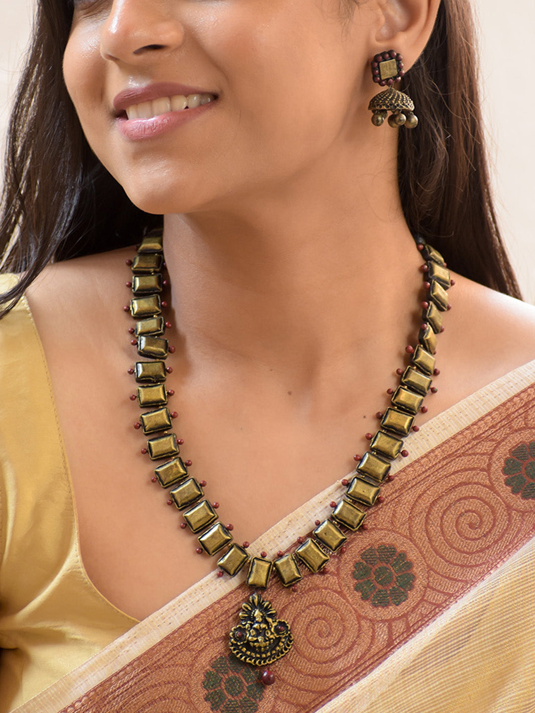 Handcrafted Antique Gold-Finish Kemp Necklace Set with Traditional Lakshmi Pendant and Jhumka Earrings