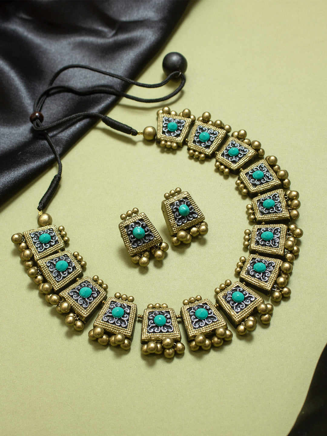 Flower Design Hand Painted Finish Terracotta Jewellery Set - kantara