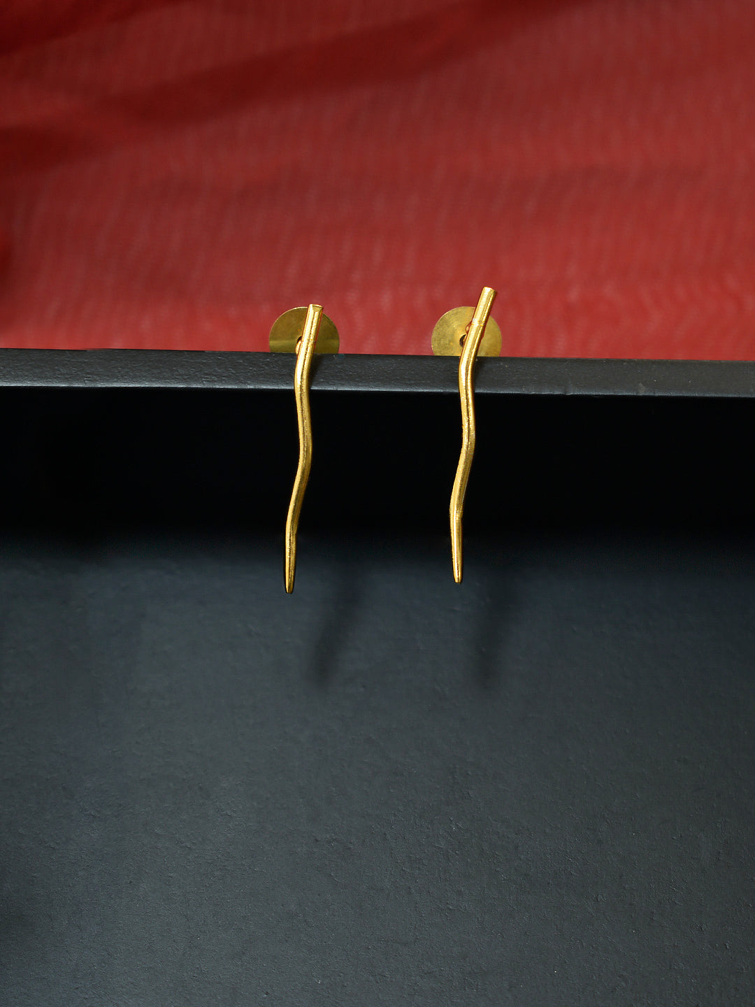 Wave Design Copper Earring