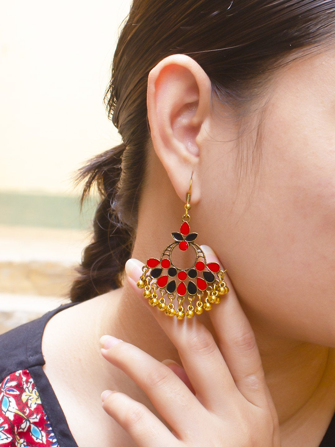 Floral Design Red and Black Dangler Afghani Earring