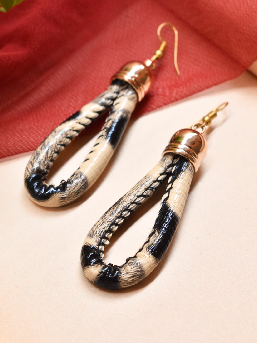 Oval Design Fabric Earring