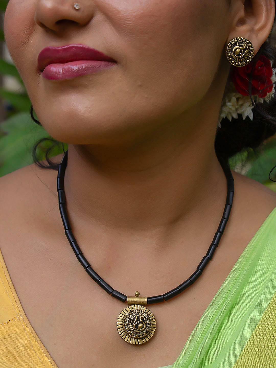 Black Tube Design Antique Gold Circular Peacock Pendant Handmade Terracotta Necklace Set