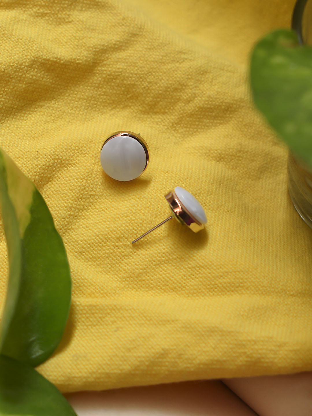 Gold Plated Circular Shape White Color Stud Earring