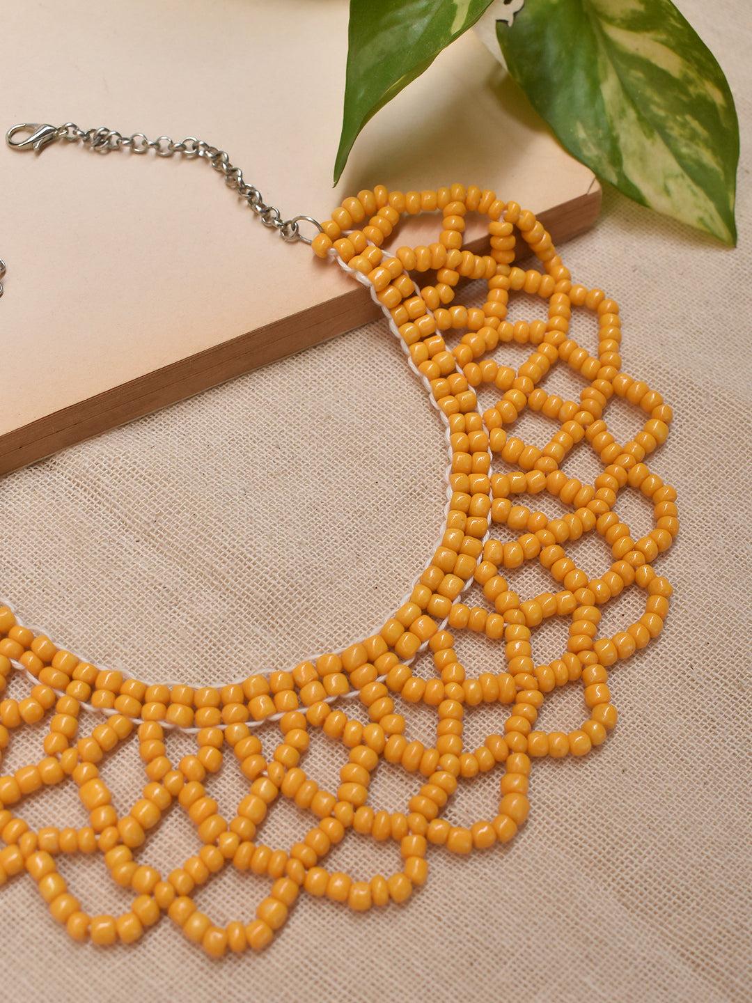 Oval Design Glass Bead Necklace