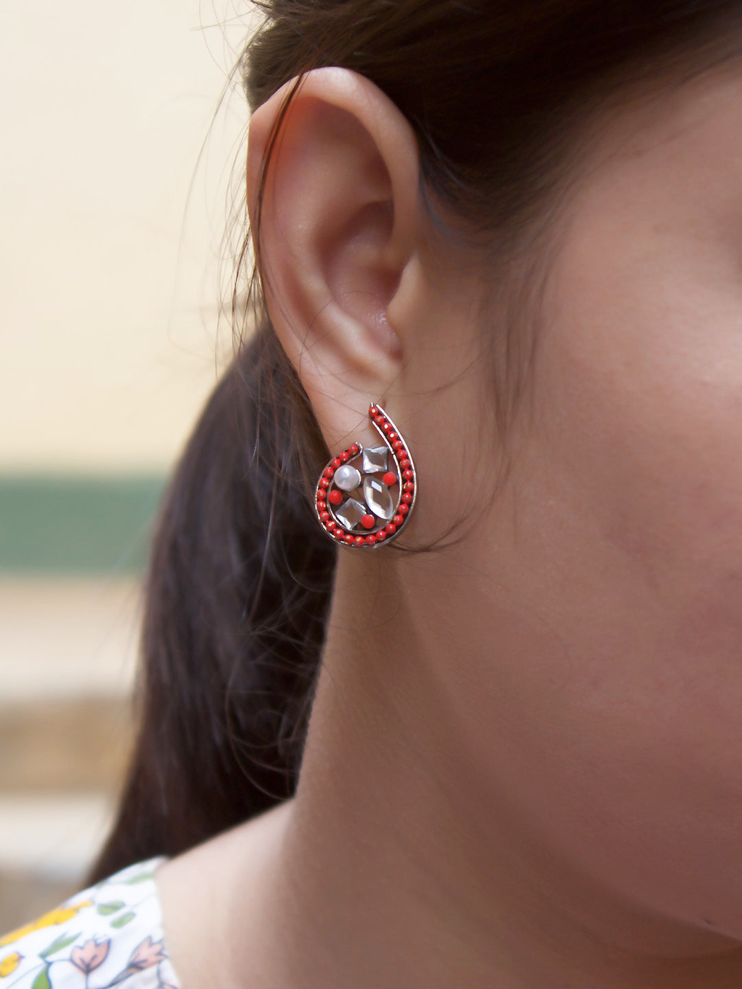Spiral Design  Red Stud  With Stones Earring