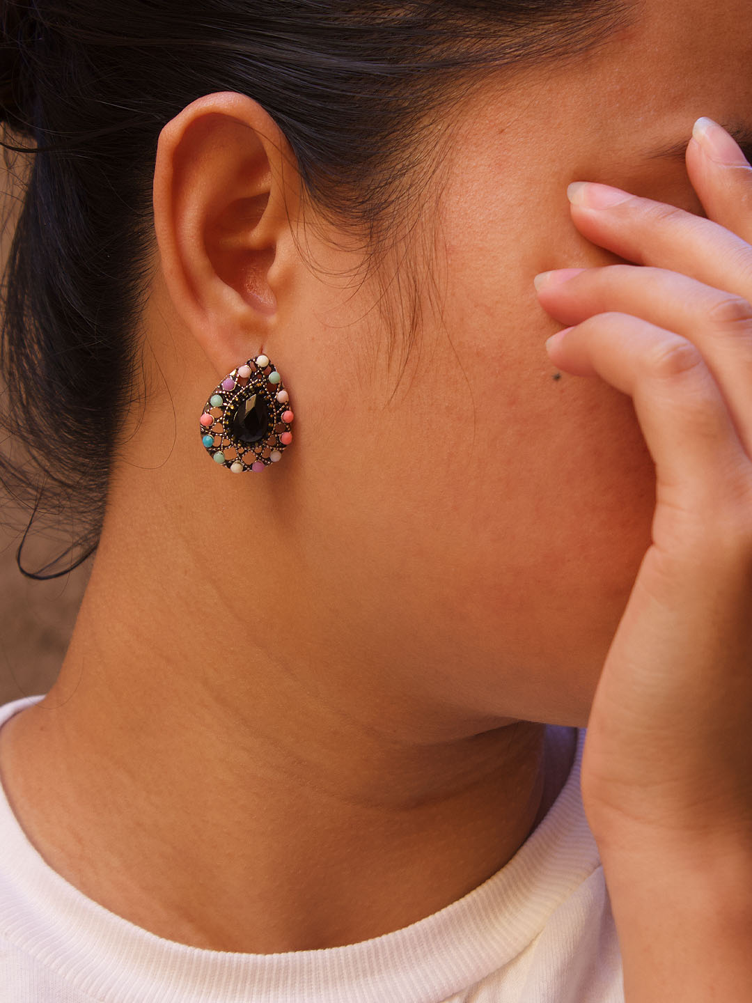 Tear Design  Black Stud  With Stones Earring