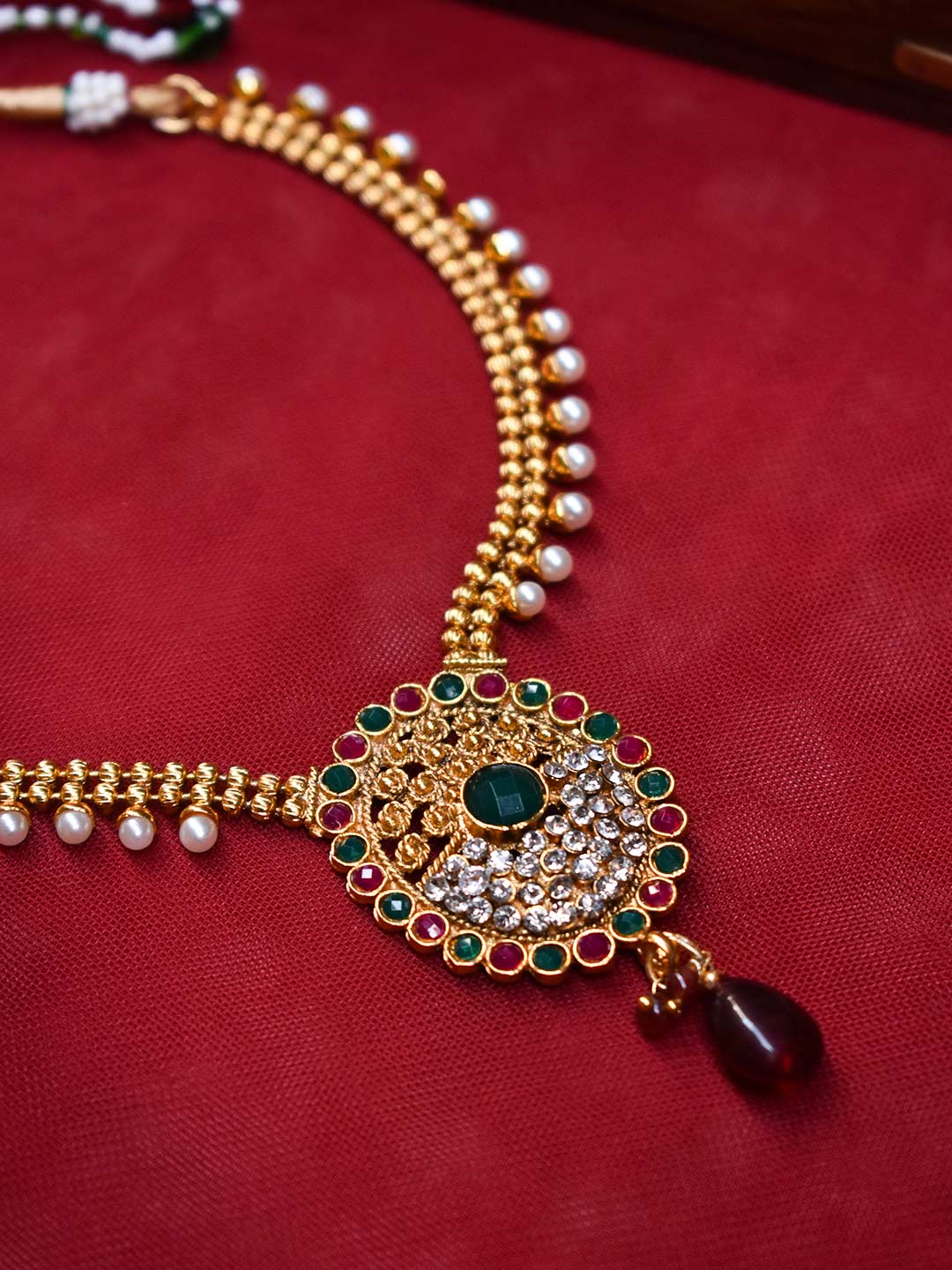 Avismaya Gold Plated Oval Design Pendant Green And Pink Color Stone Necklace