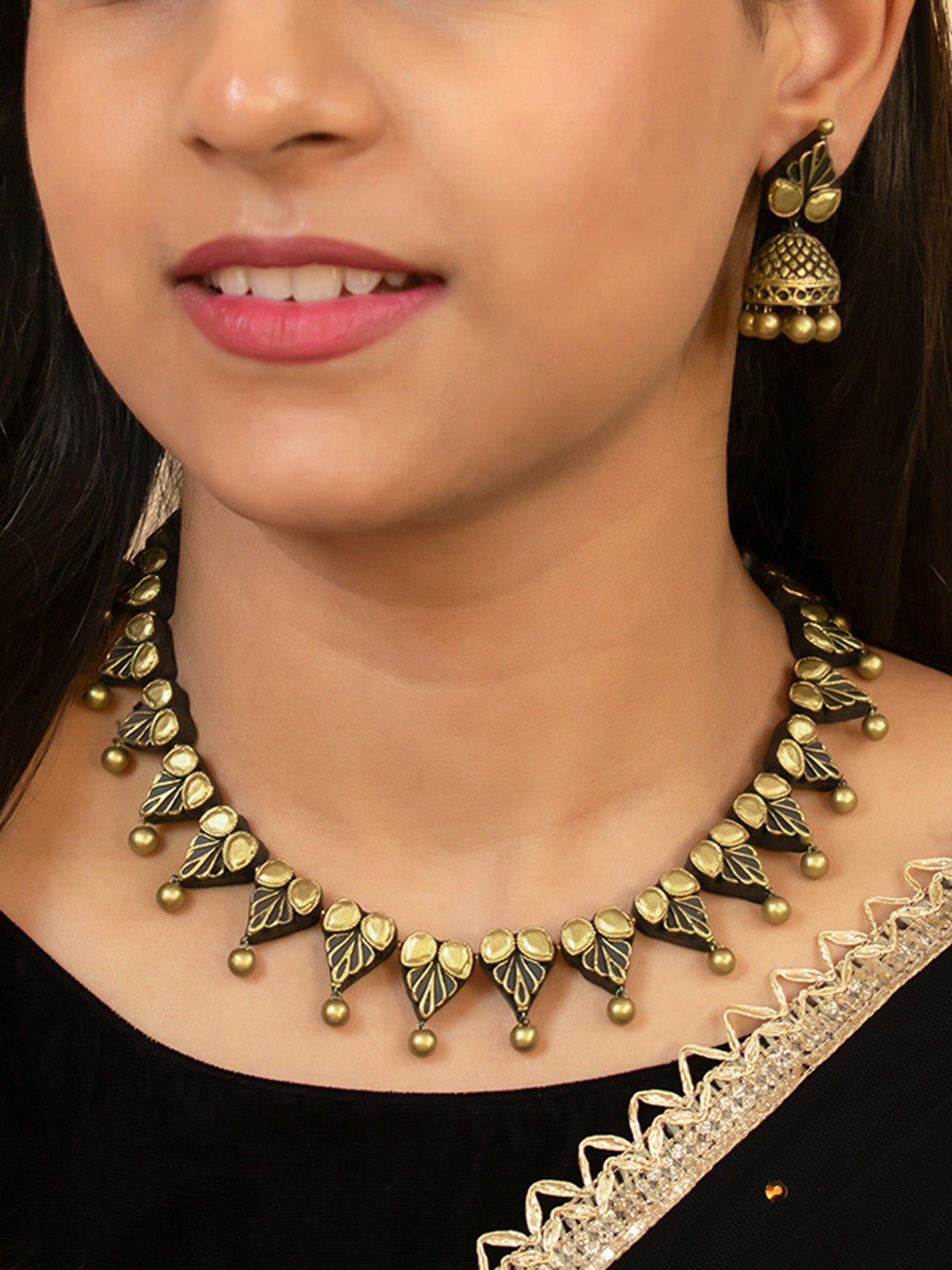 Antique Gold Contemporary Fusion Leaf Art Design Handmade Terracotta Necklace Set