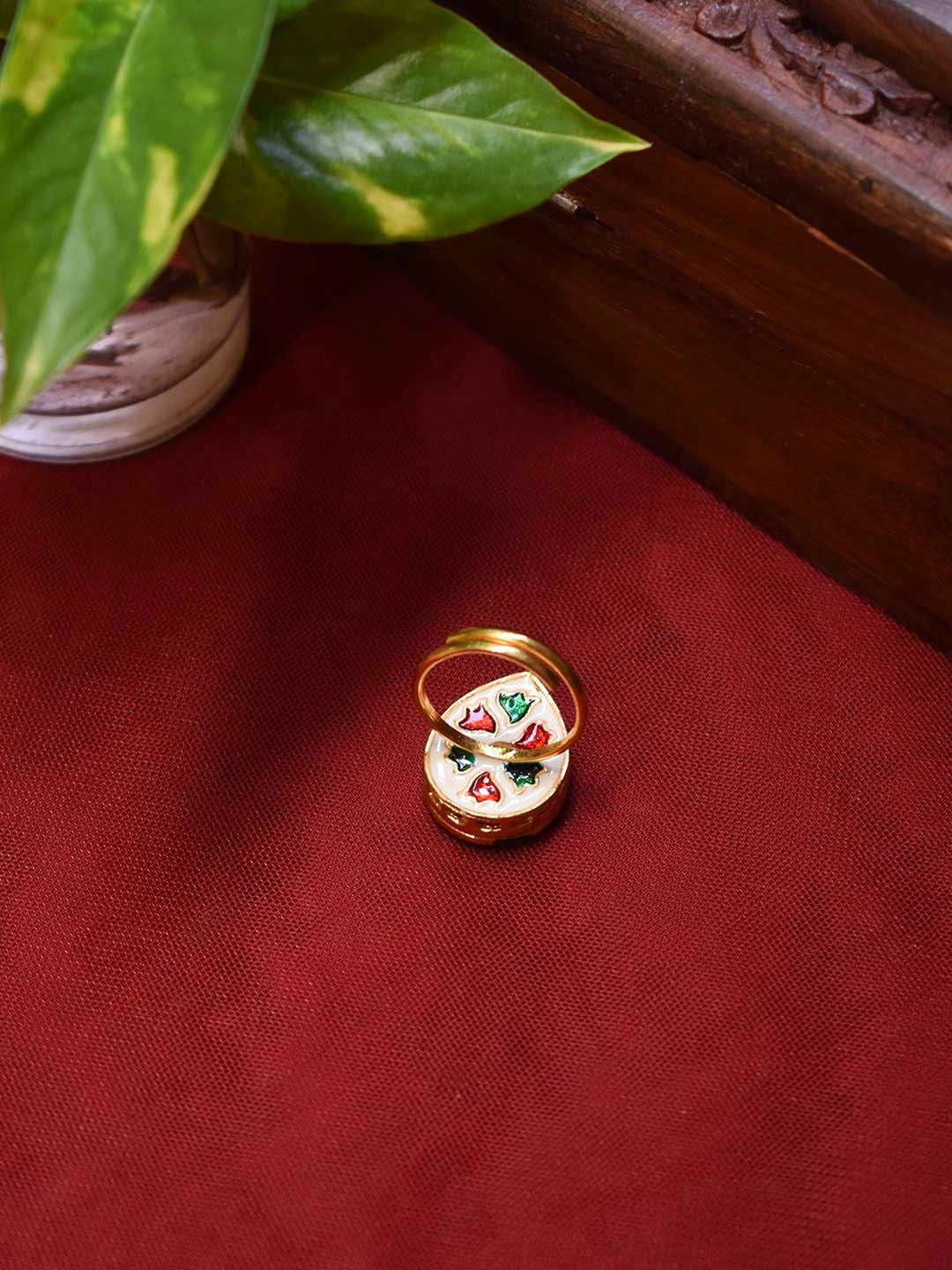 High Quality Gold Plated Tear Drop Design Kundan Stone Finger Ring