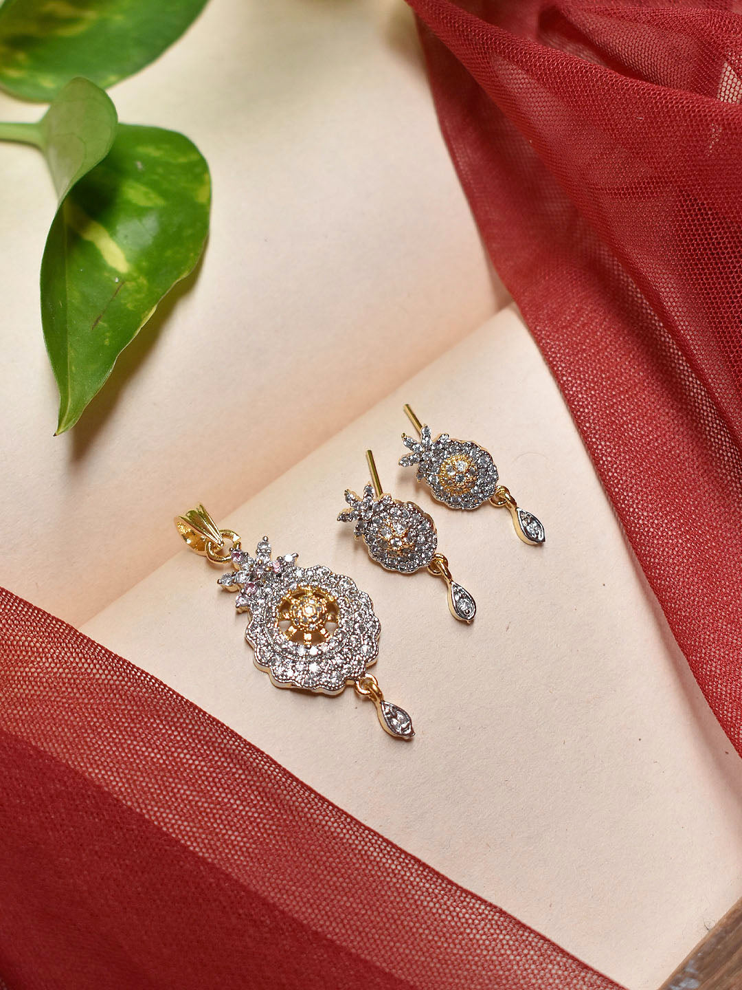 Avismaya Gold Plated American Diamond Stones Pineapple Design Pendant Set