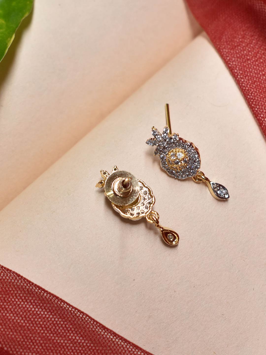 High Quality Gold Plated Circular Shape Pendant CZ Stones With Earring Set