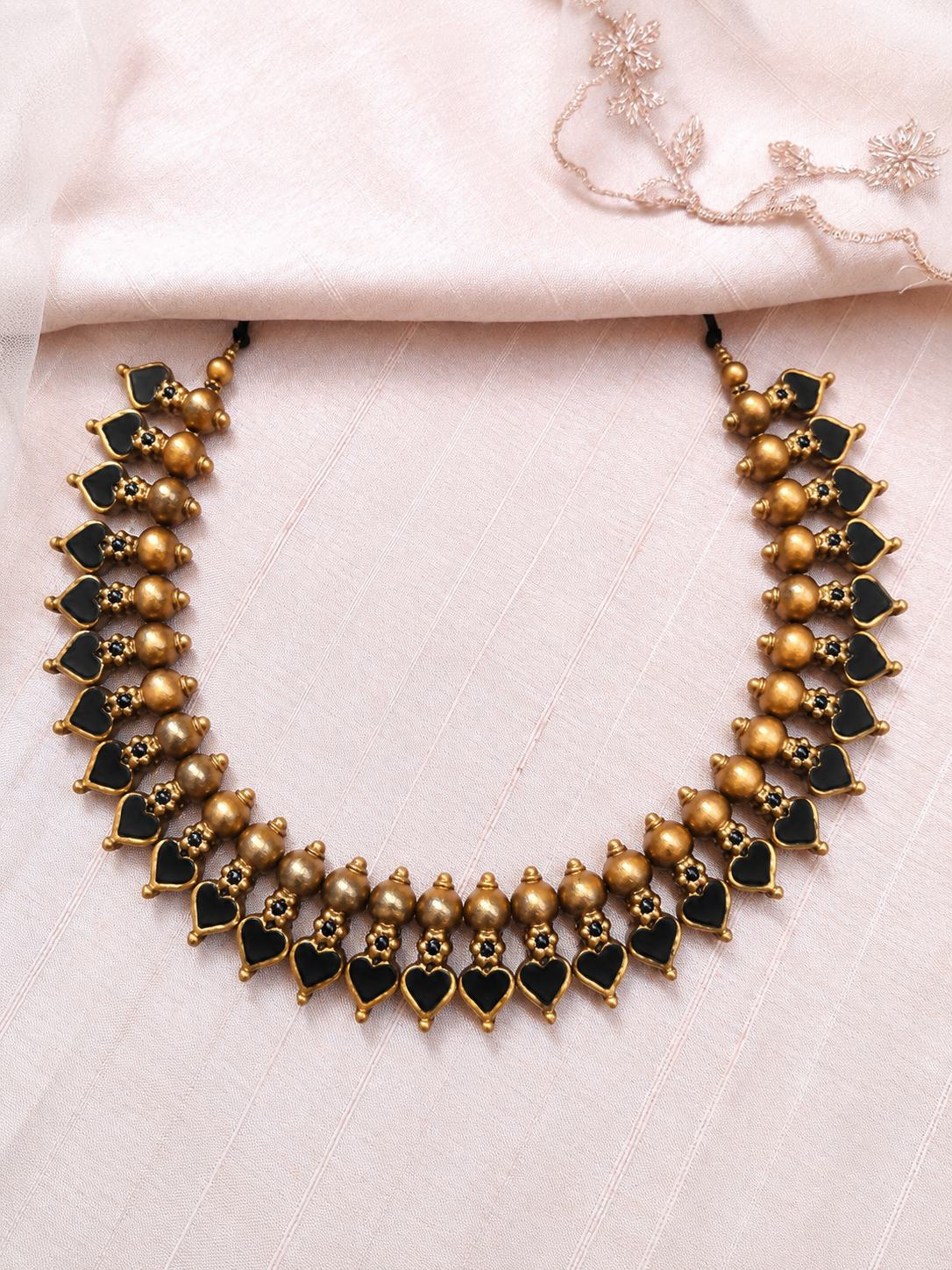 Terracotta Mauve Heart Black Color Choker Necklace Set
