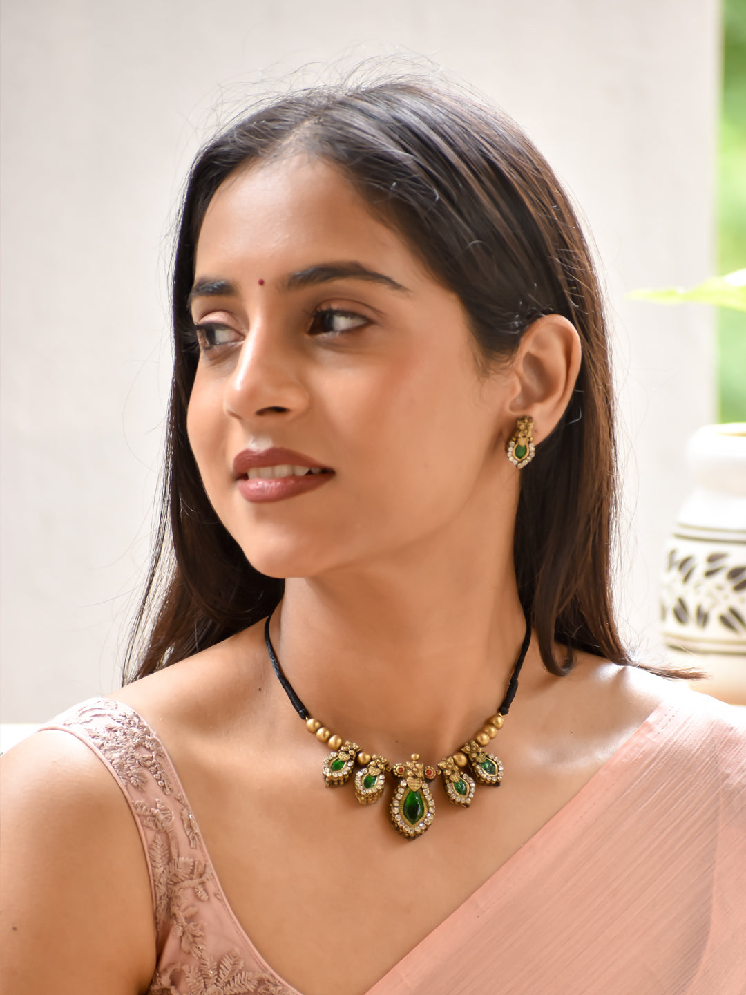 Green Stone Antique Short Terracotta Necklace with Pendant Drops