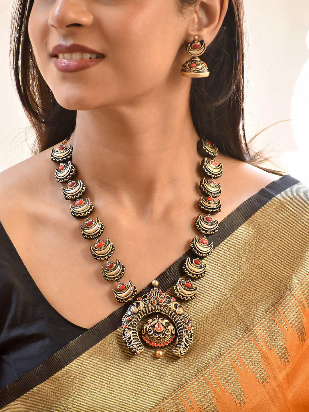 Antique Black & Gold Crescent Pendant Terracotta Necklace Set