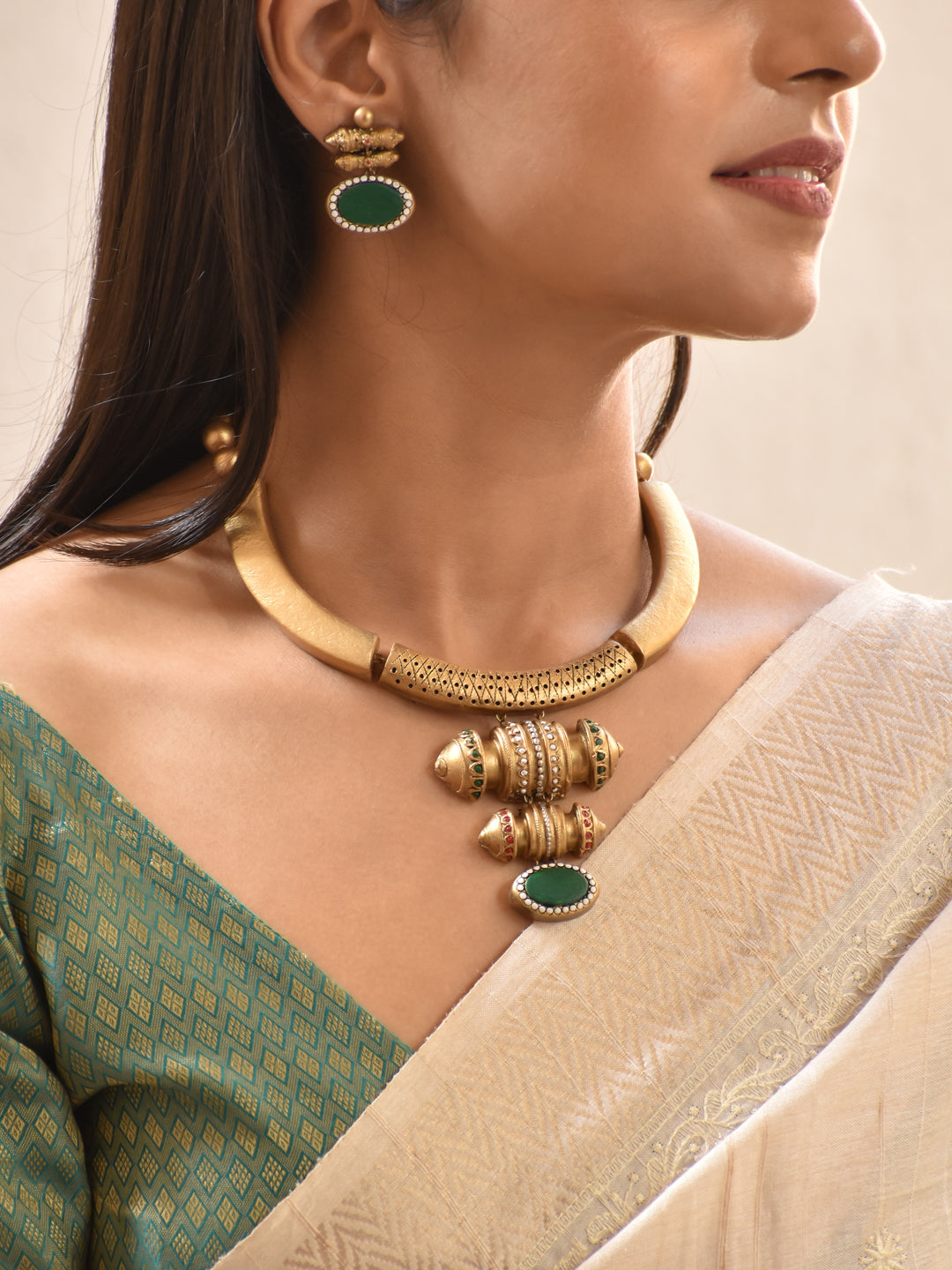 Terracotta Emerald Green Stone Choker Necklace Set