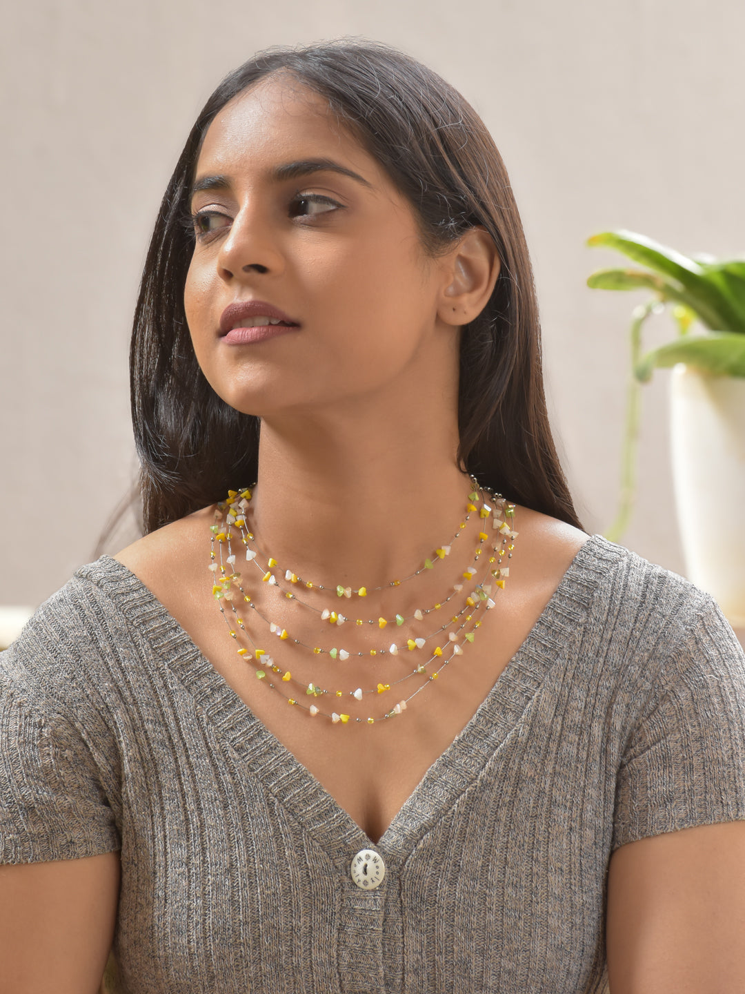 SunSway – Multi-Layer Yellow Green Agate Gemstone Necklace with German Silver Accents