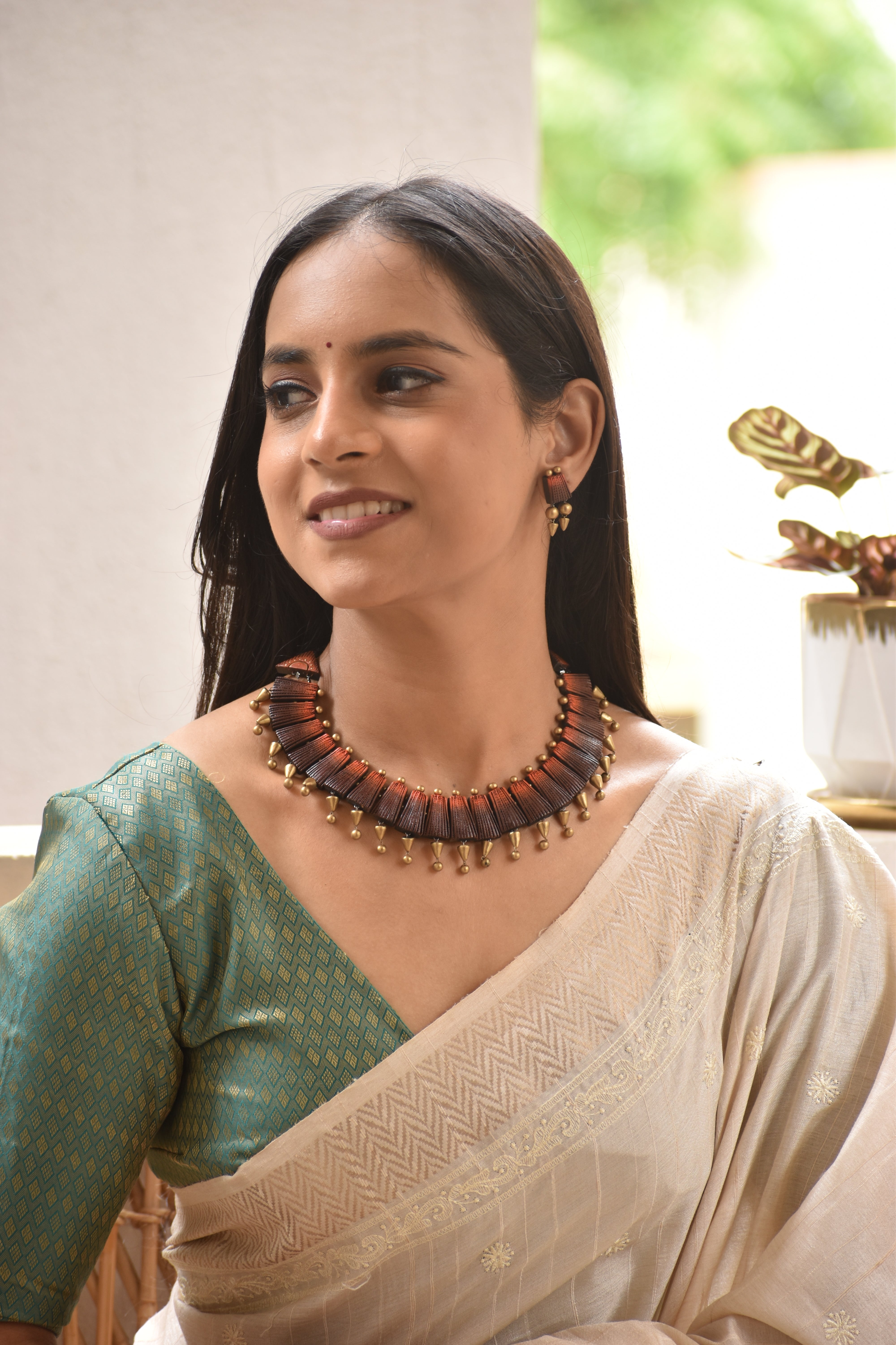 Mrinali — Rust Brown Layered Collar Necklace Set