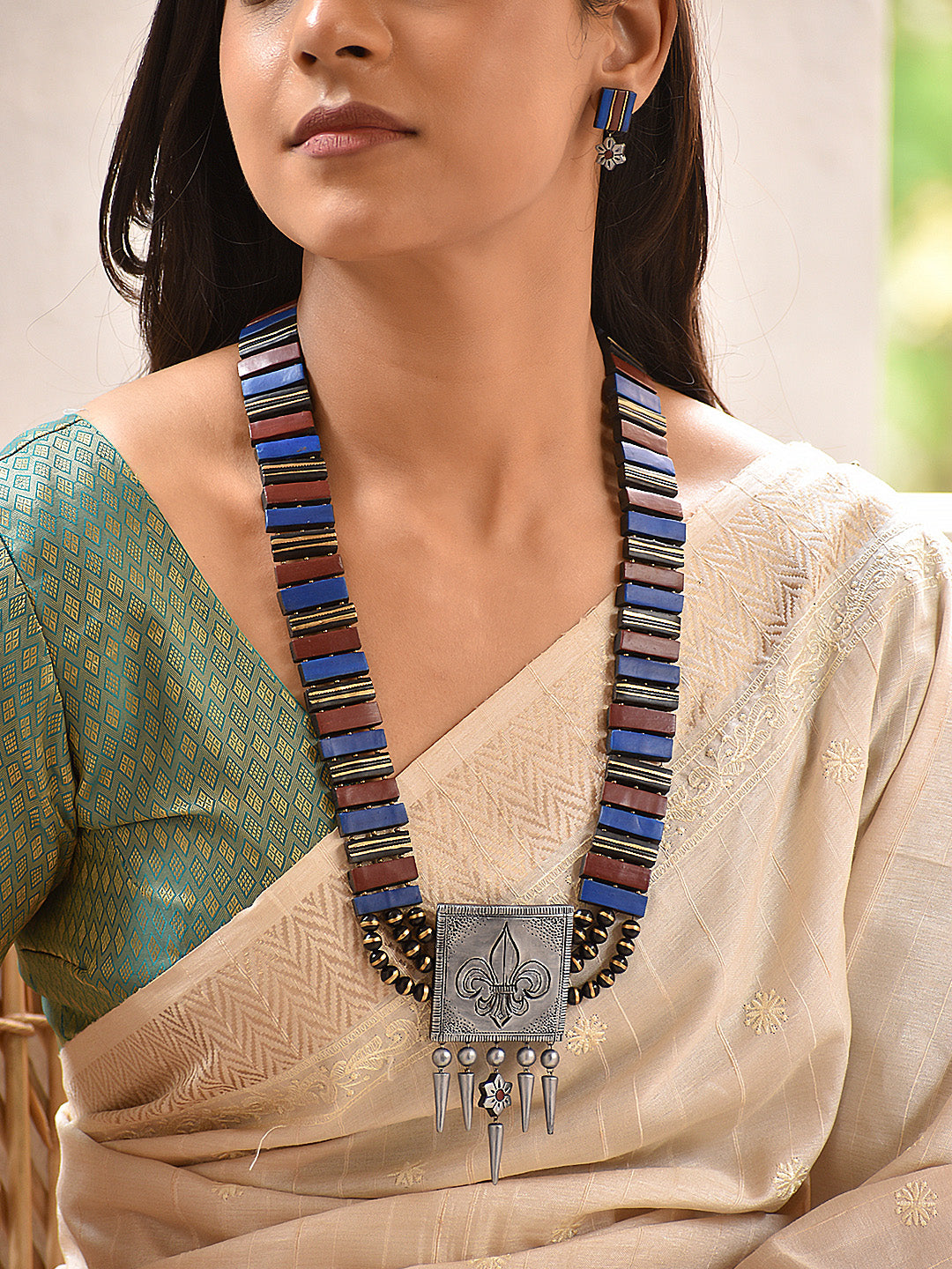 Rekha — Geometric Bead Statement Necklace