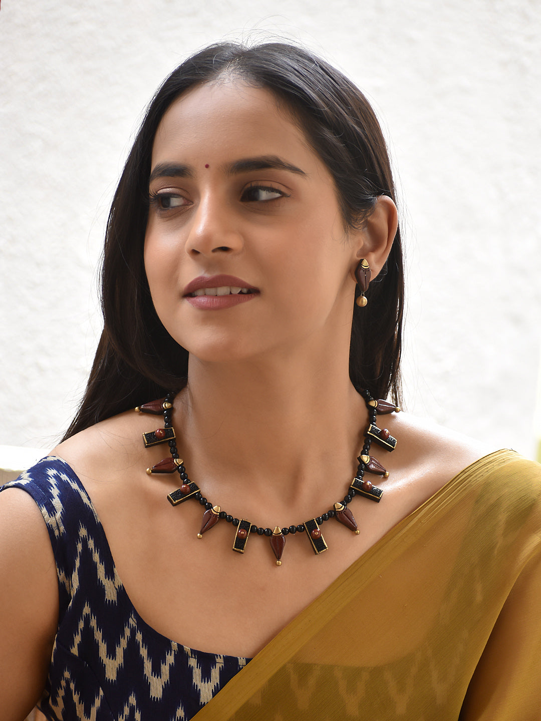 Sahaja — Minimal Geometric Charm Necklace
