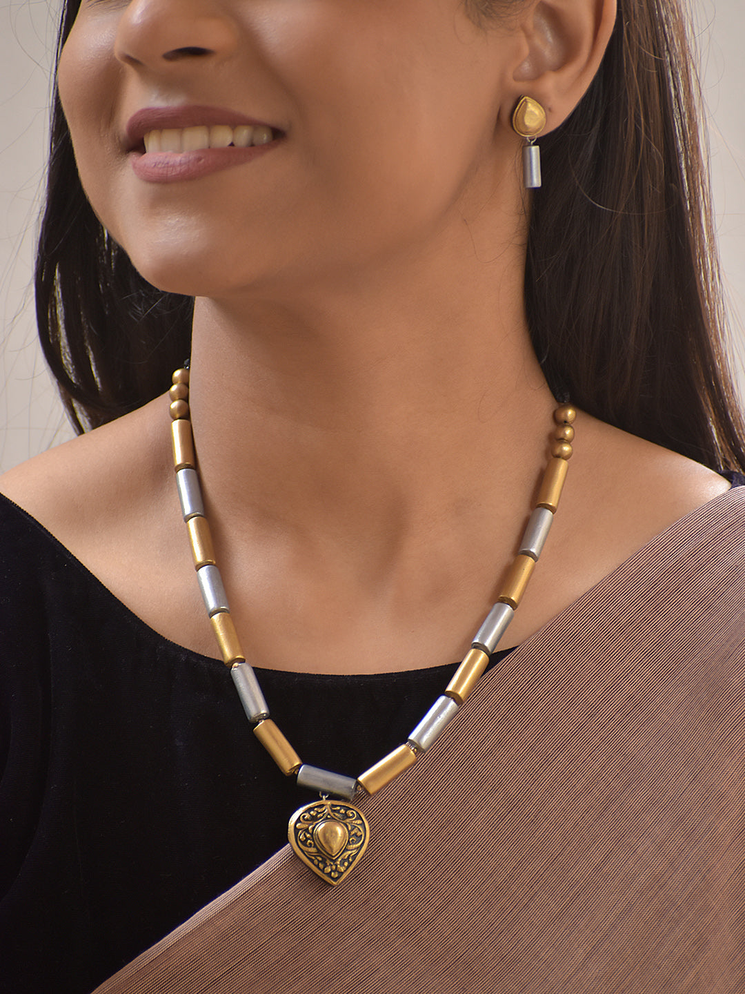 Dwi Varna Hridaya — Terracotta Dual-Tone Heart Pendant Necklace Set With Studs