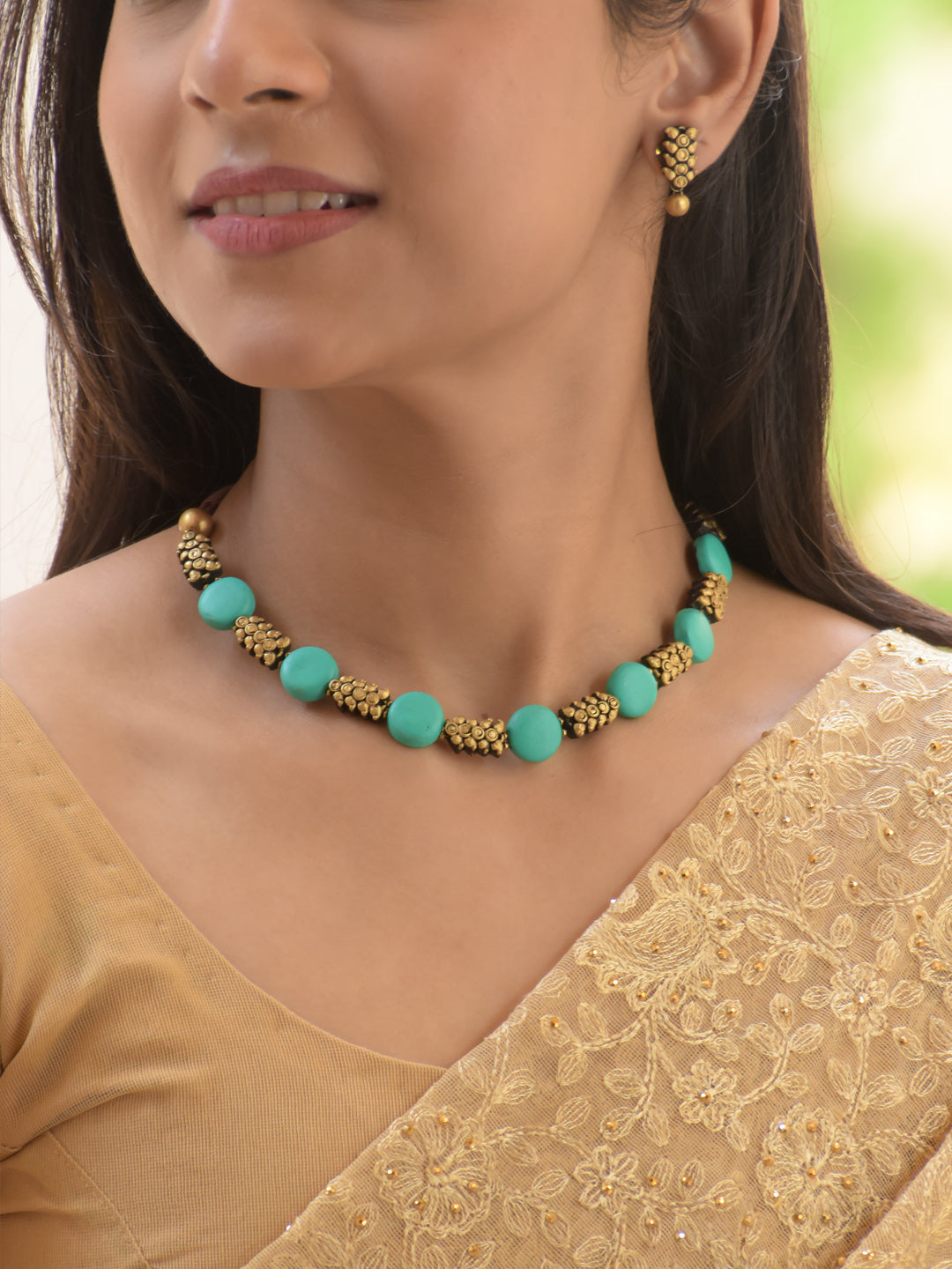 Turquoise Beaded Antique Gold Choker Necklace Set