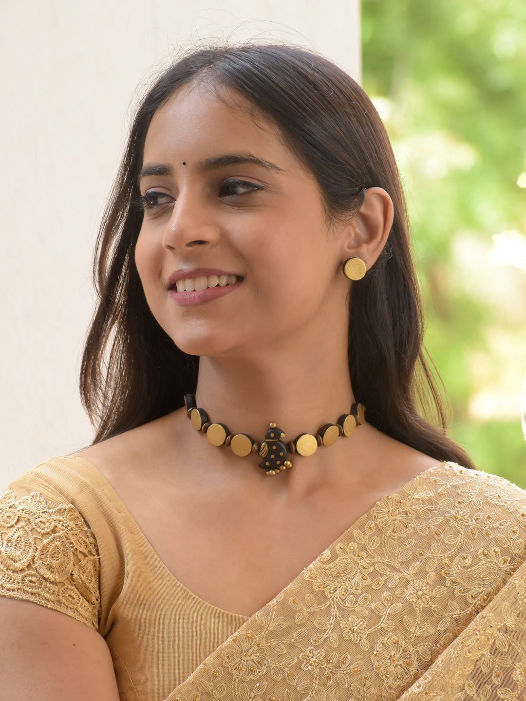 Antique Gold Bird Motif Minimal Choker Necklace Set