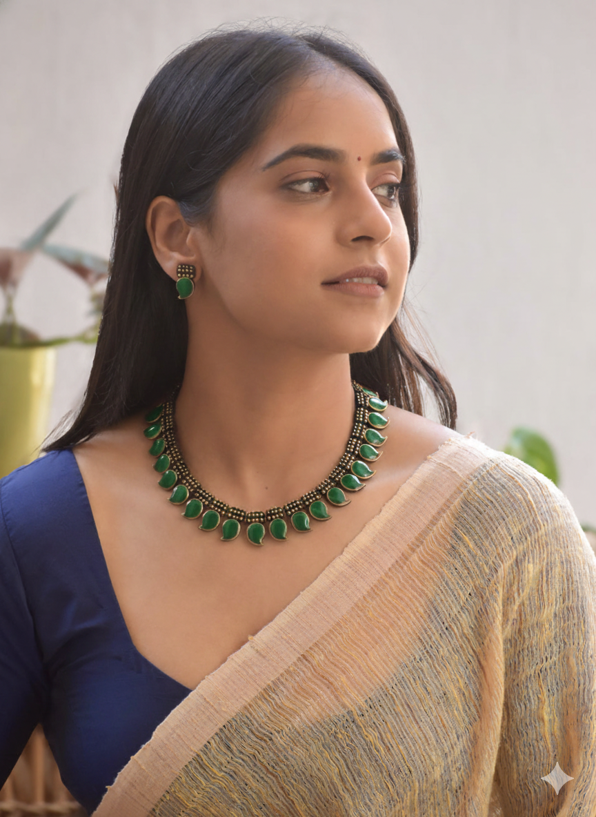 Āmram — Handmade Terracotta Green Mango Motif Choker Necklace with Stud Earrings