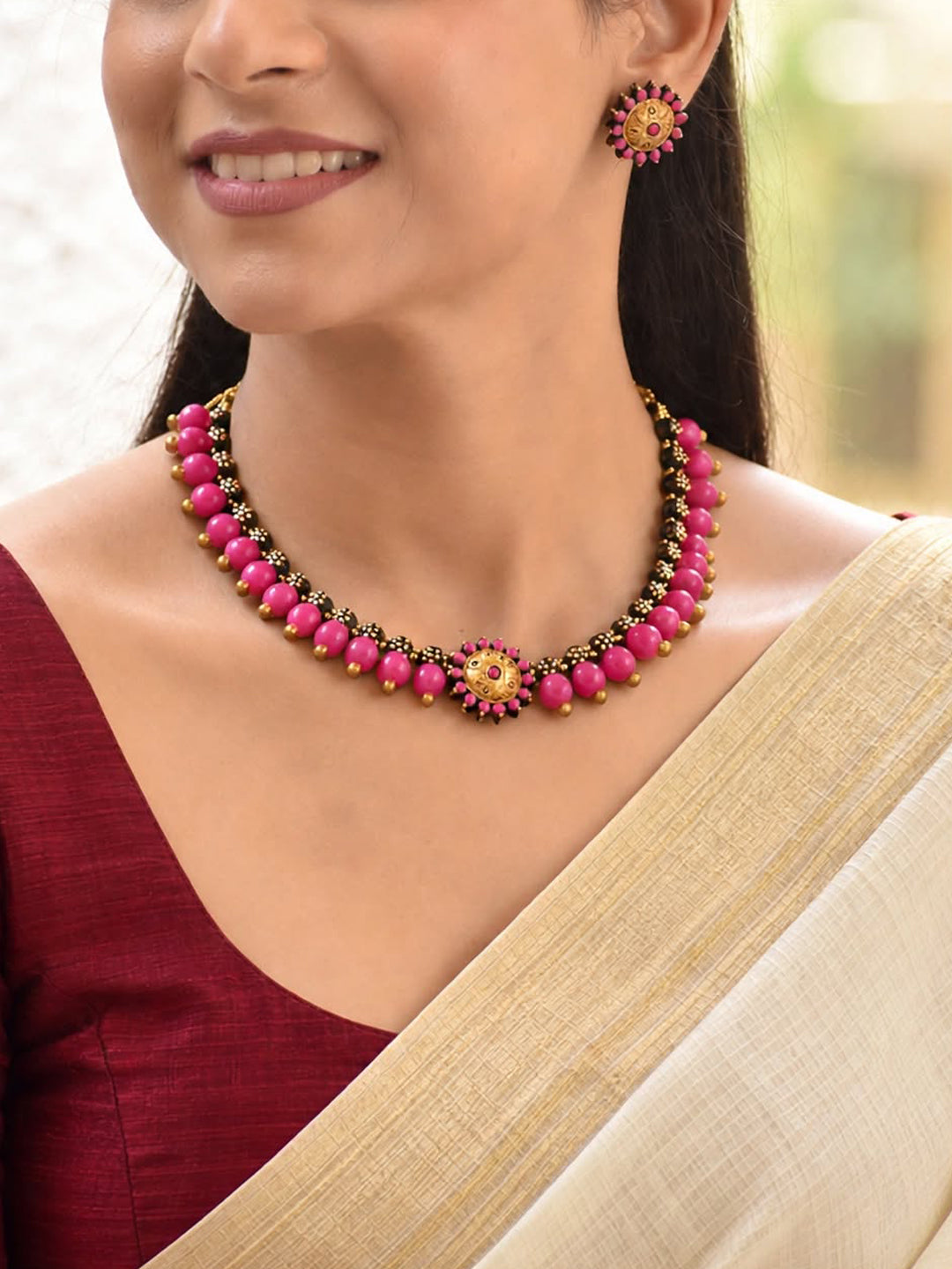 Gulabi – Handmade Bright Pink Floral Necklace Set