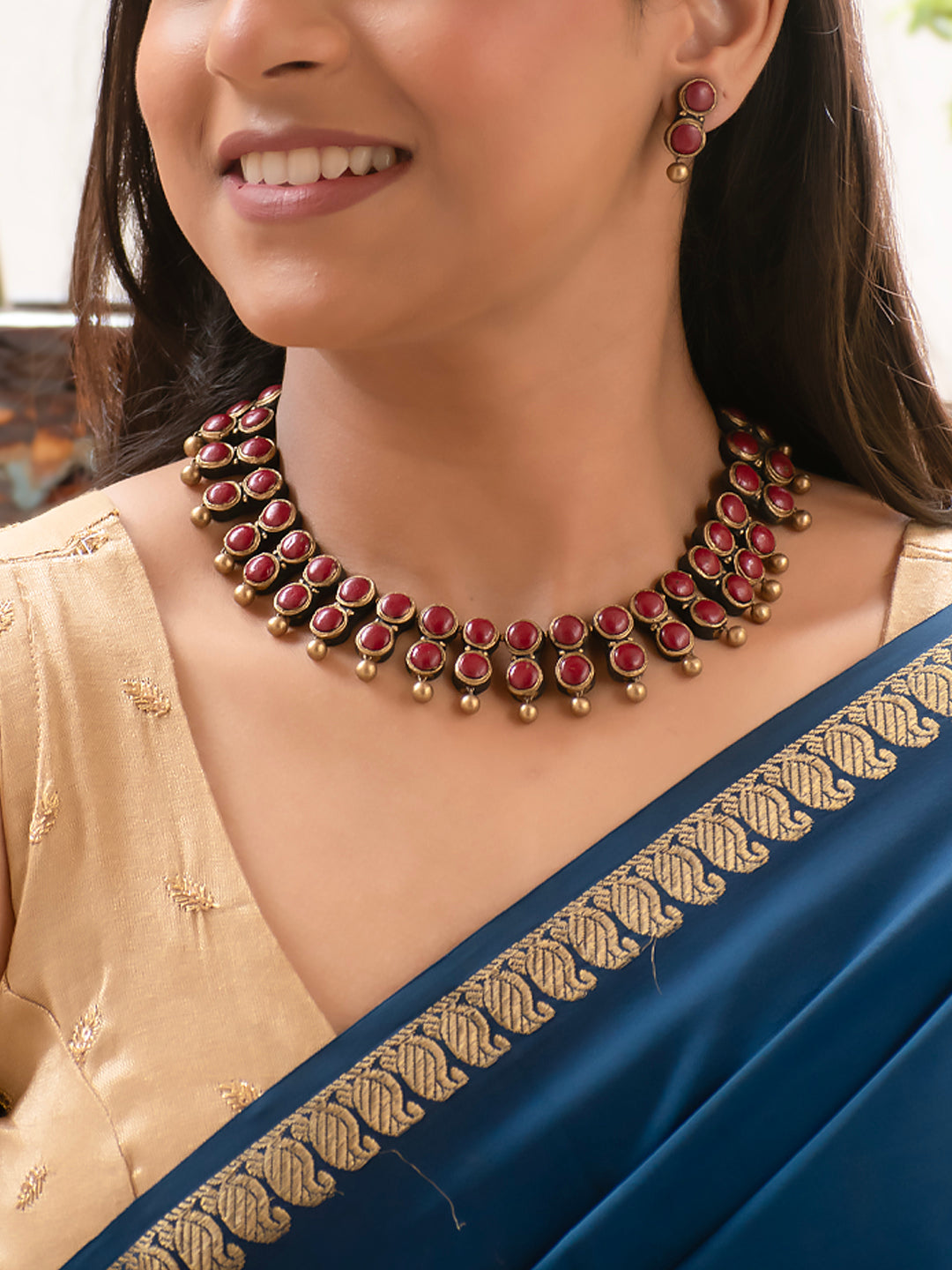 Antique Gold and Maroon Dual Circular Pattern Contemporary Handmade Terracotta Necklace Set