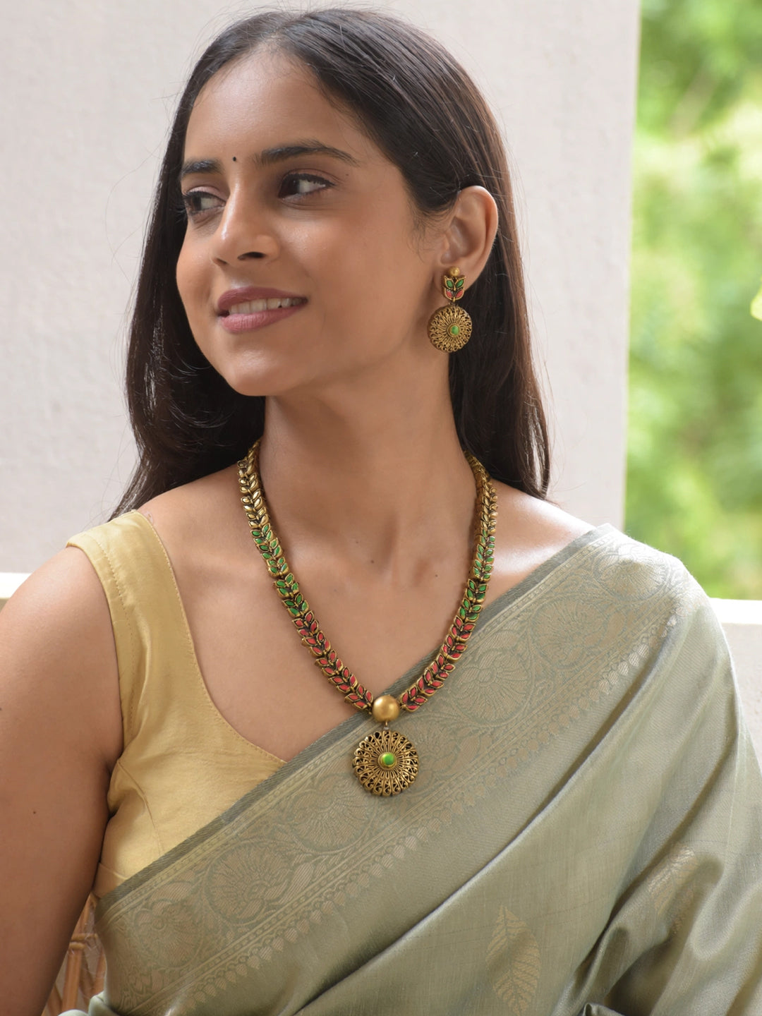 Ruchika — Flower Design Hand Painted Finish Terracotta Jewellery Set in Antique Gold Red and Green
