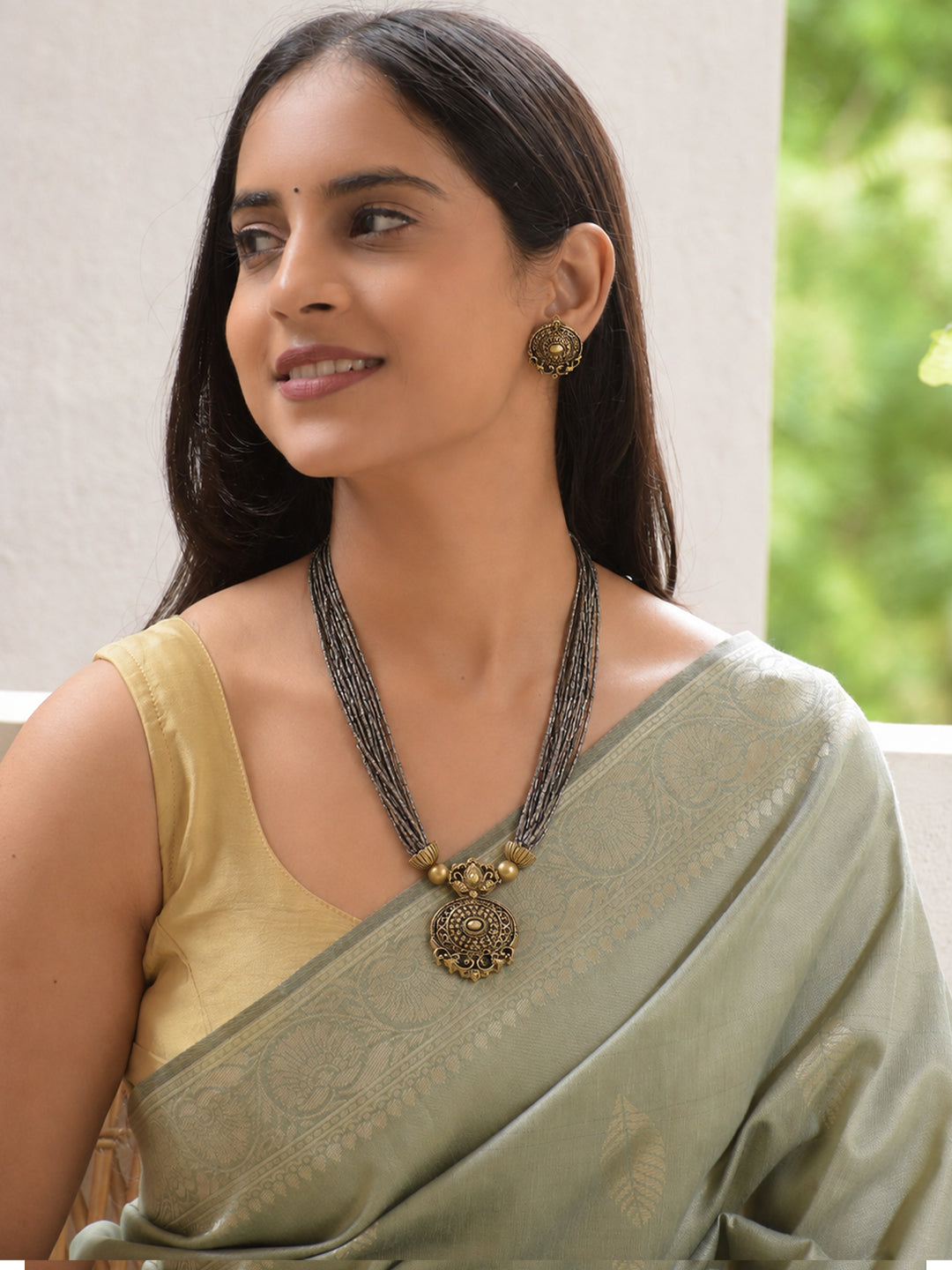 Tarunima — Tear Drop Design Hand Painted Finish Terracotta Jewellery Set