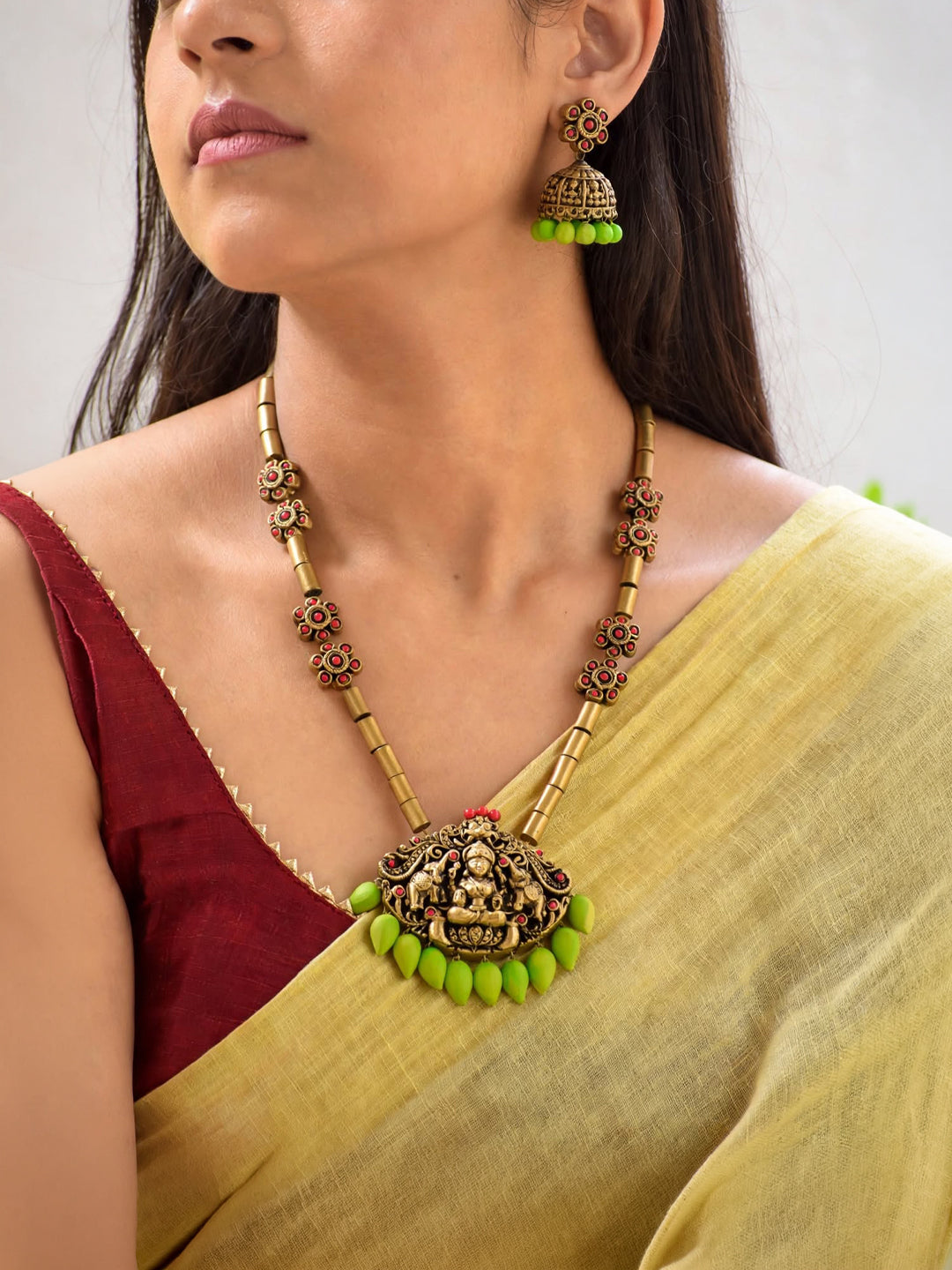 Antique Gold Pink Green Lakshmi Temple Design Tube Pattern Handmade Terracotta Necklace Set