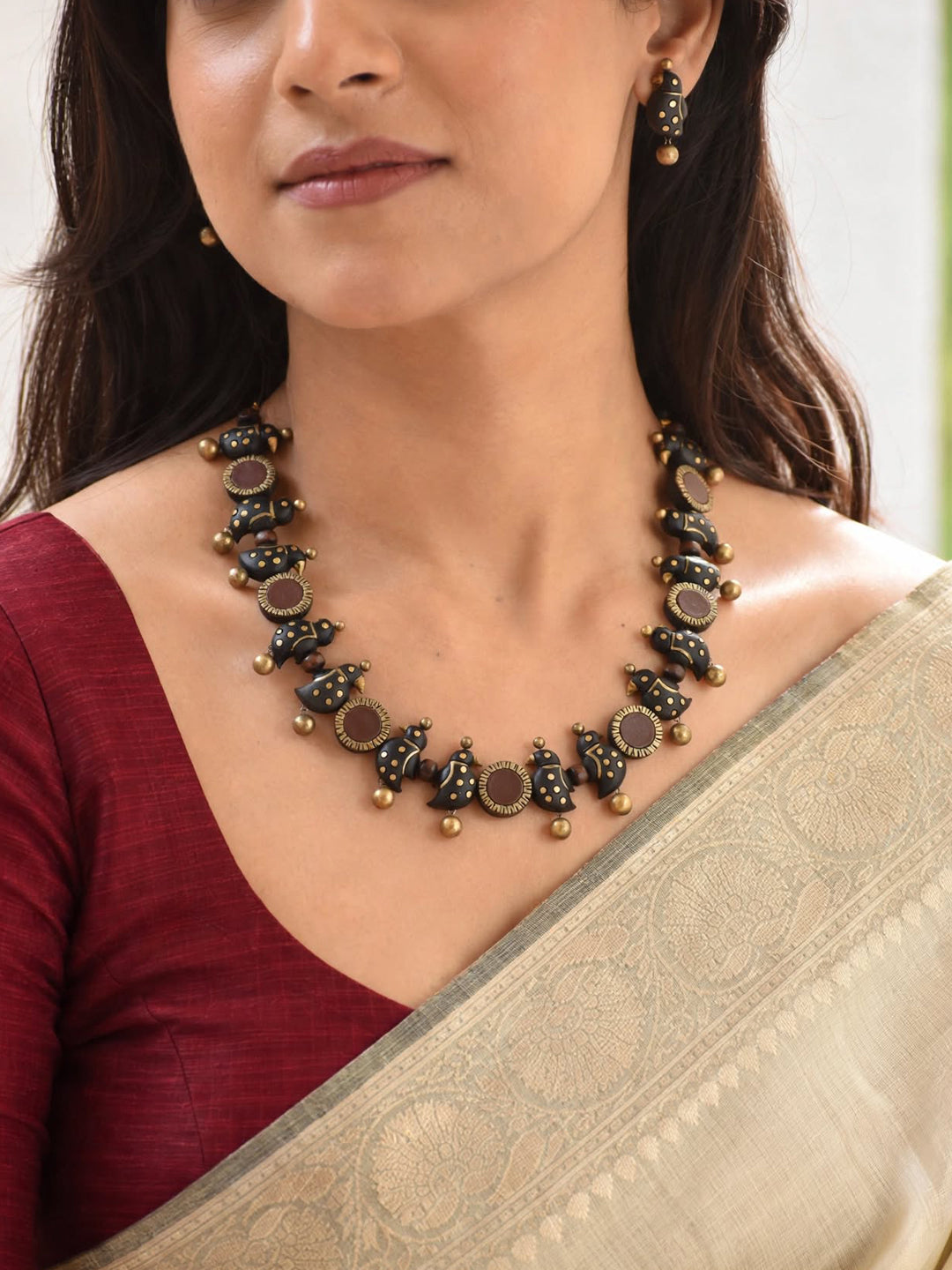 Little Birdie — Black Brown Antique Gold Chirping Bird and Circular Design Contemporary Style Handmade Terracotta Necklace Set