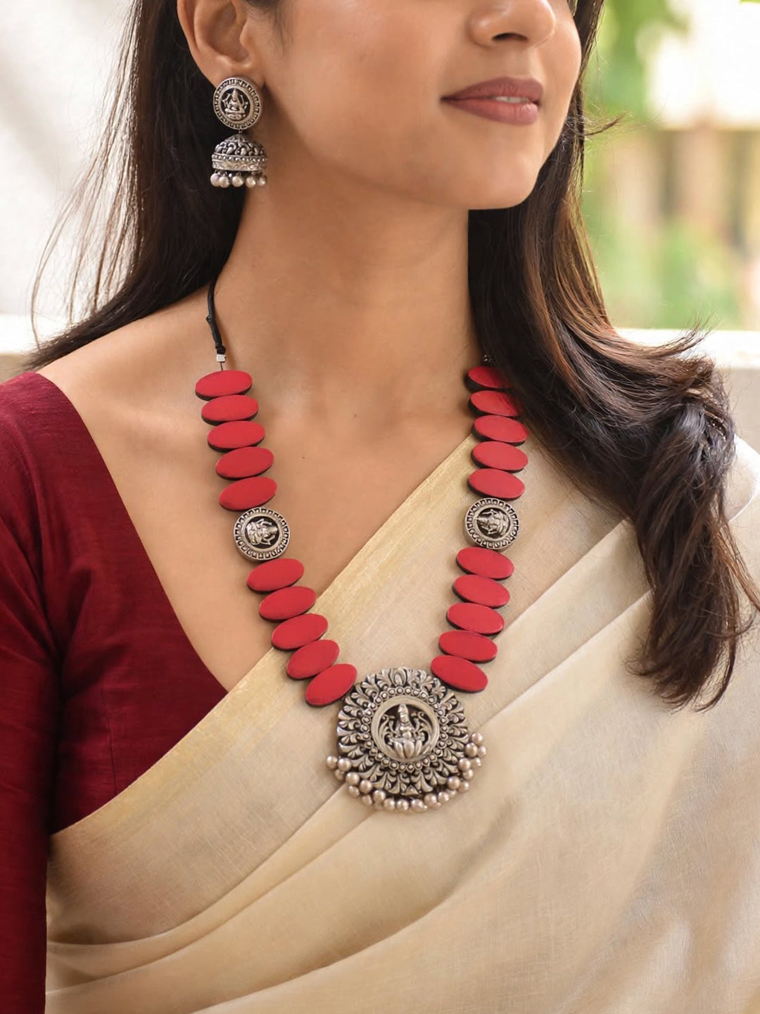 Pink Silver Oval Shape Pattern Lakshmi Design Temple Haram Style Handmade Terracotta Necklace Set