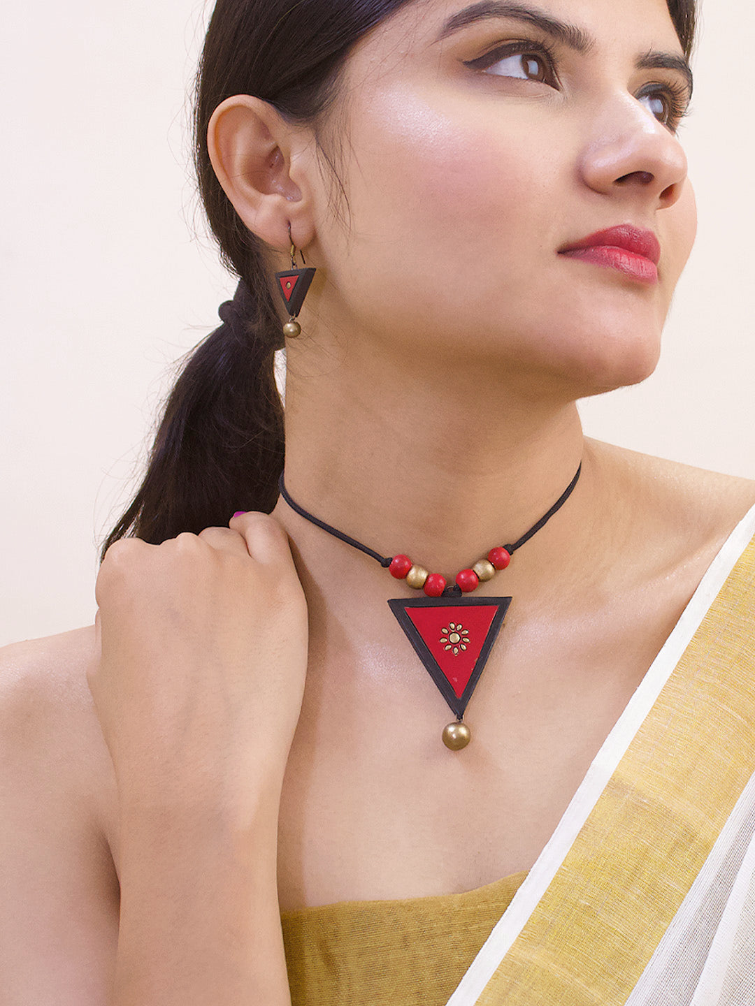 Antique Gold Toned Triangle Design Pendant Red And Black Color Beads Terracotta Necklace Set