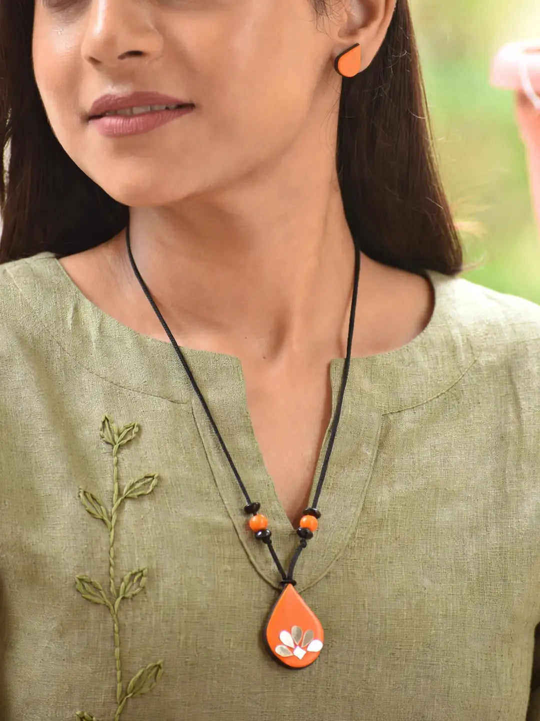 Orange Pear Shape Mirror Design Work Minimalistic Handmade Terracotta Necklace Set