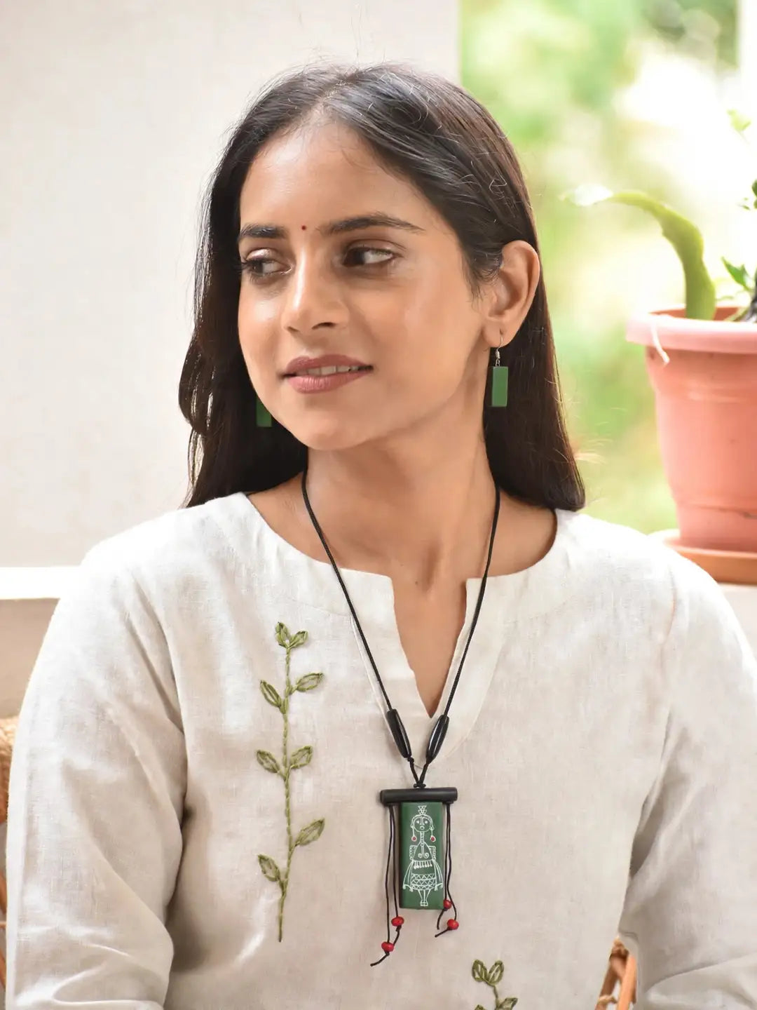 Green White Rectangular Shape Folk Art Warli Art Painting Handmade Terracotta Necklace Set