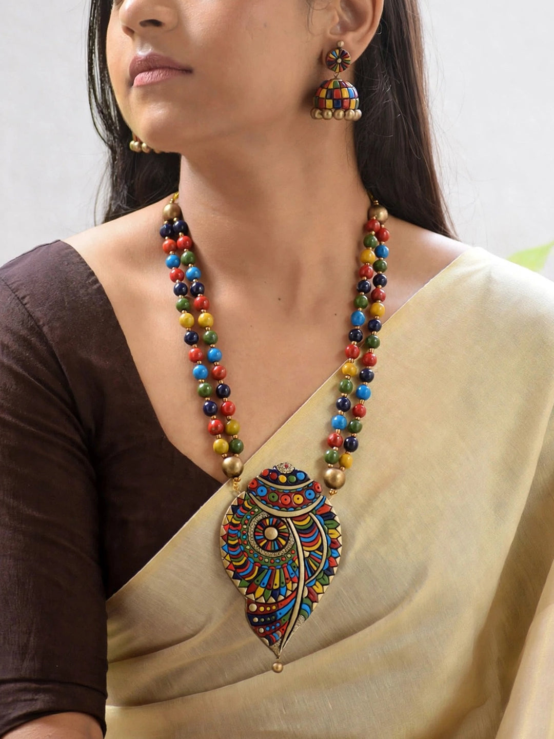 Rangini – Handmade Multicolor Shankha Statement Pendant Necklace Set