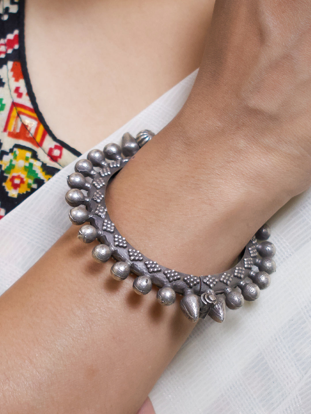 Ball Design German Silver Kada